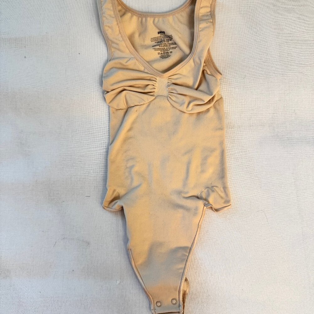 SKIMS, Scoop Neck Thong Bodysuit, Sand, Size S/P, NWOT